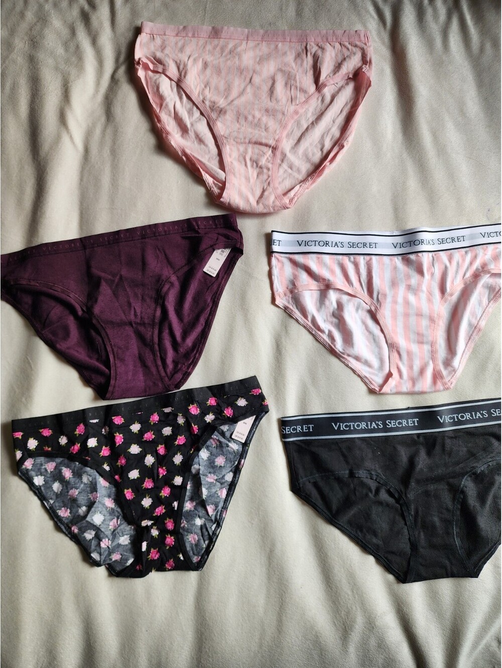5 pairs size M/M Victoria's Secret hiphuggers vintage RN54867 CA 67359 India